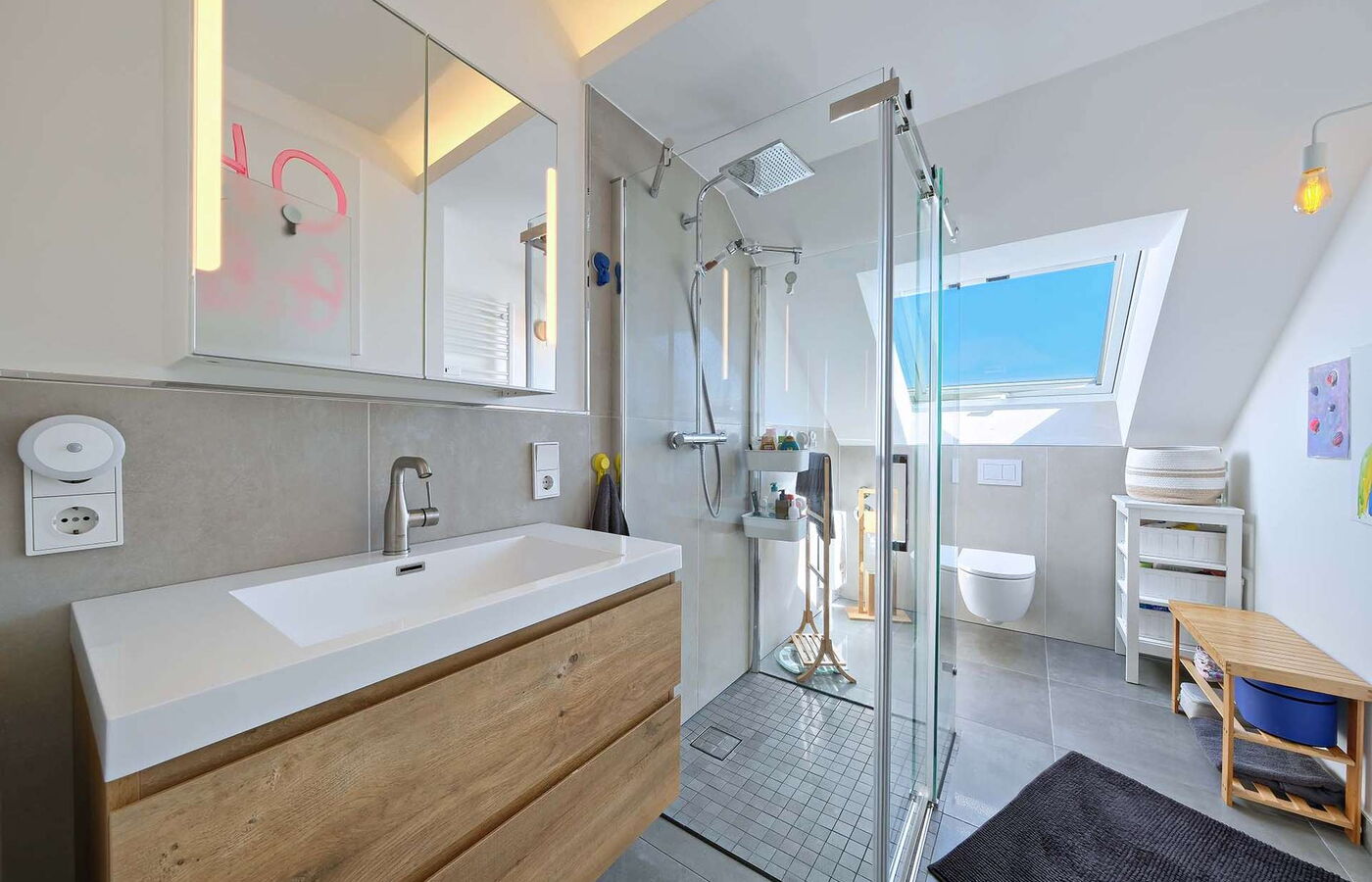 Badezimmer 1 Dachgeschoss