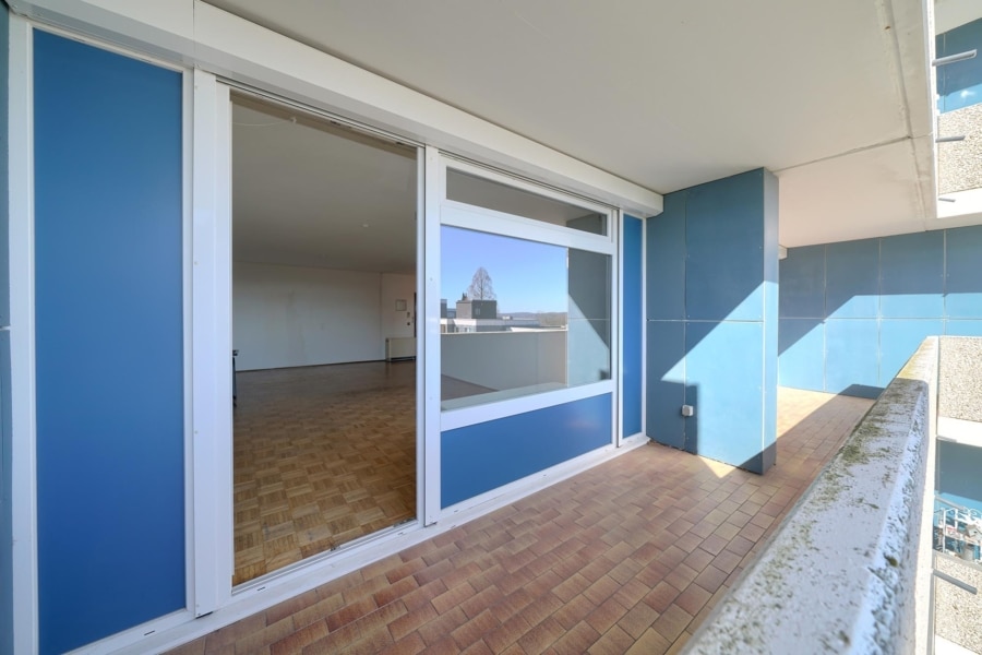 Gemütliche 2-Zimmer-Wohnung mit Garage und herrlicher Aussicht in Hagen-Boloh - Balkon