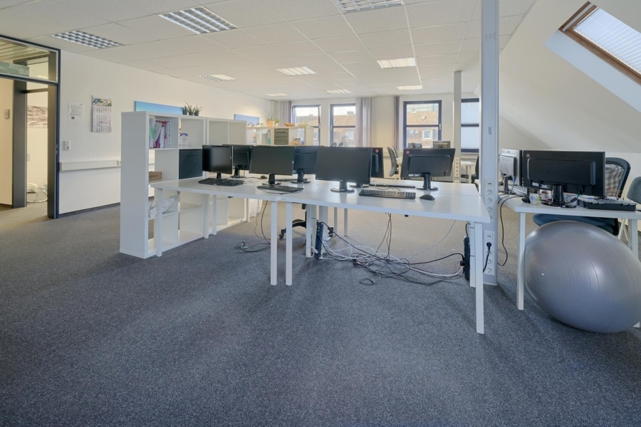 Moderne Büroetage in zentraler Lage - Perfekte Arbeitsumgebung für Ihr Unternehmen - Büro 7
