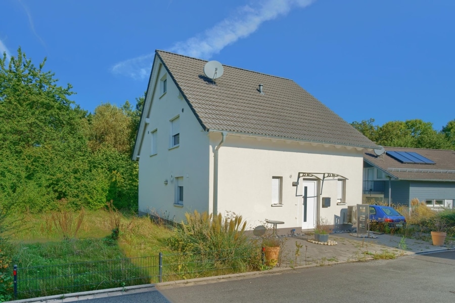 Außenansicht 3 - Modernes Einfamilienhaus in Gevelsberg: Ihr neues Zuhause mit Charme und Komfort!