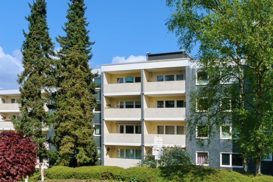 Großzügige 4,5-Zimmer-Eigentumswohung in Hagen-Boloh mit Ausblick - Außenansicht