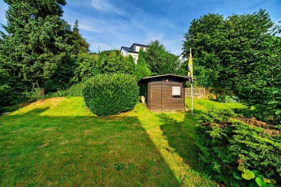 Gartengrundstück mit Hütte - Klein, aber fein: Einfamilienhaus mit 3 Zimmern und gepflegtem Garten in ruhiger Lage von Herdecke