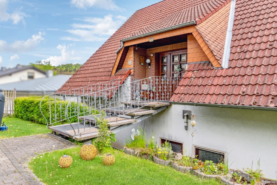 Charmante Maisonettewohnung mit eigenem Zugang in familiärem Ambiente in Niedererbach - Separater Wohnungszugang